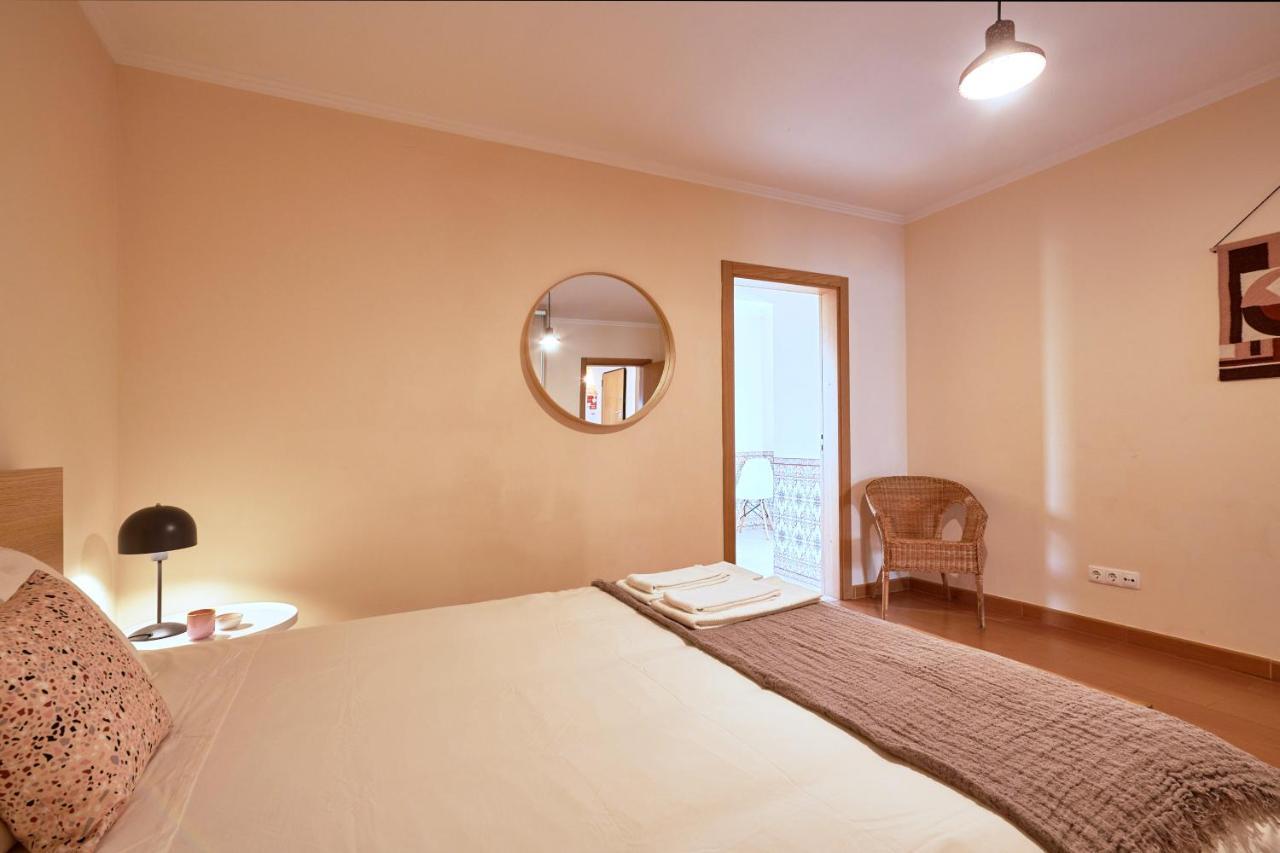 Spacious And Renovated Apartment With Amazing Patio, By Timecooler Лиссабон Экстерьер фото