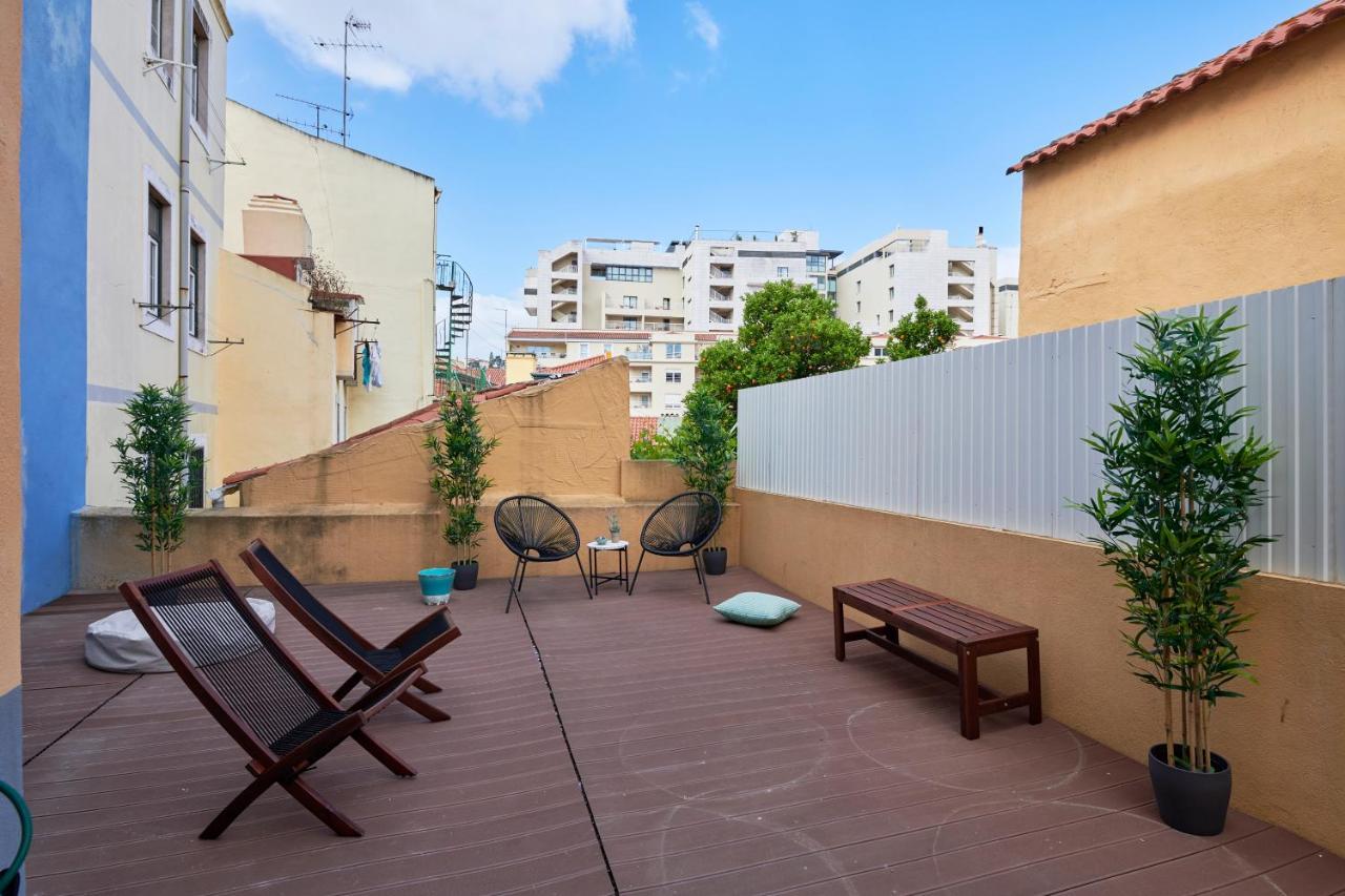 Spacious And Renovated Apartment With Amazing Patio, By Timecooler Лиссабон Экстерьер фото