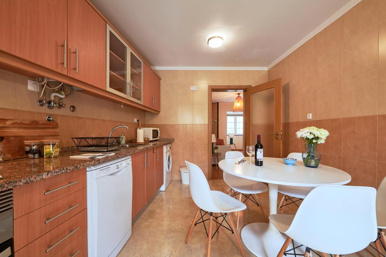 Spacious And Renovated Apartment With Amazing Patio, By Timecooler Лиссабон Экстерьер фото