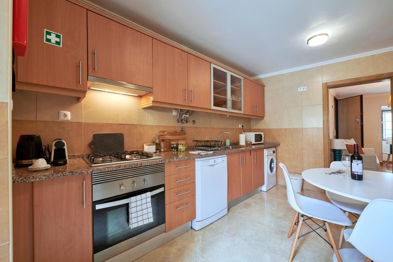 Spacious And Renovated Apartment With Amazing Patio, By Timecooler Лиссабон Экстерьер фото