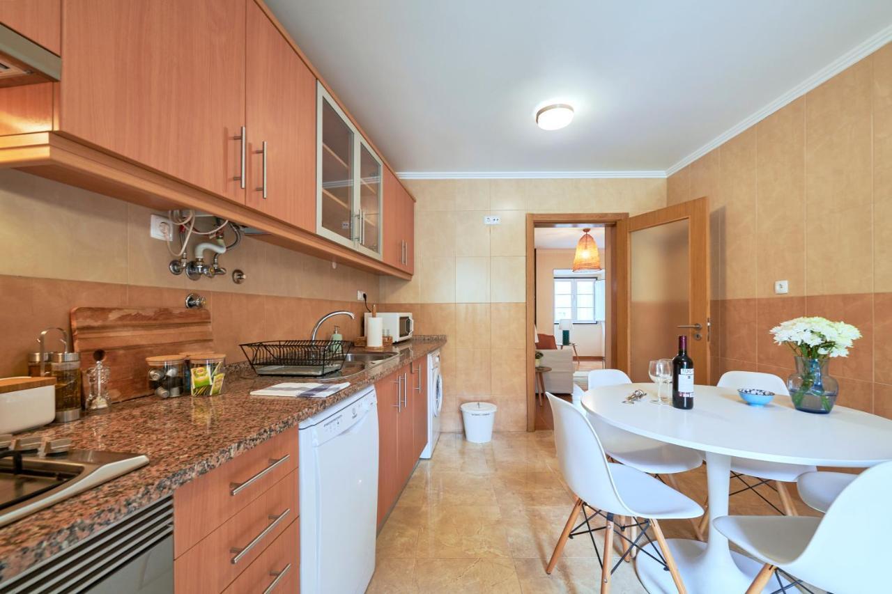 Spacious And Renovated Apartment With Amazing Patio, By Timecooler Лиссабон Экстерьер фото